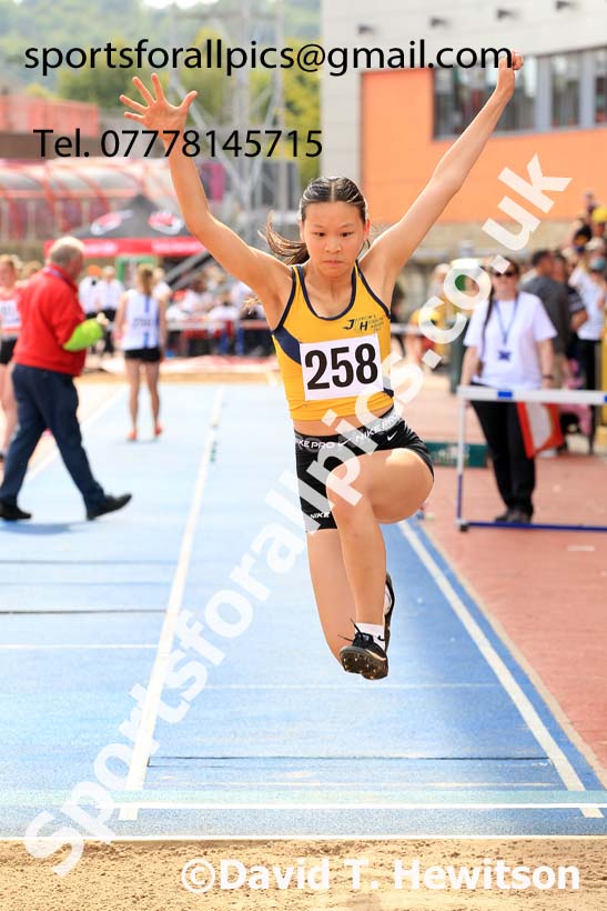 Long Jump, 2024 Gateshead Tartan Games.  Photo: David T. Hewitson/Sports for All Pics
